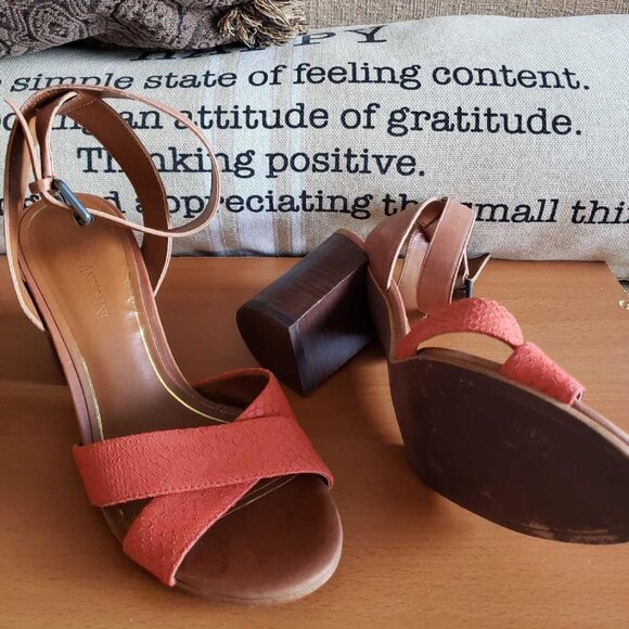 ENZO ANGIOLINI SANDAL WEDGE SIZE 9 - Picture 1 of 4